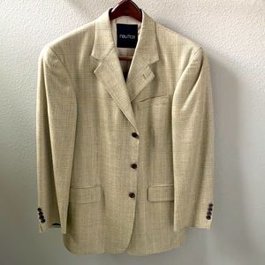 Nautica sport coat worn once. Size 40R.
